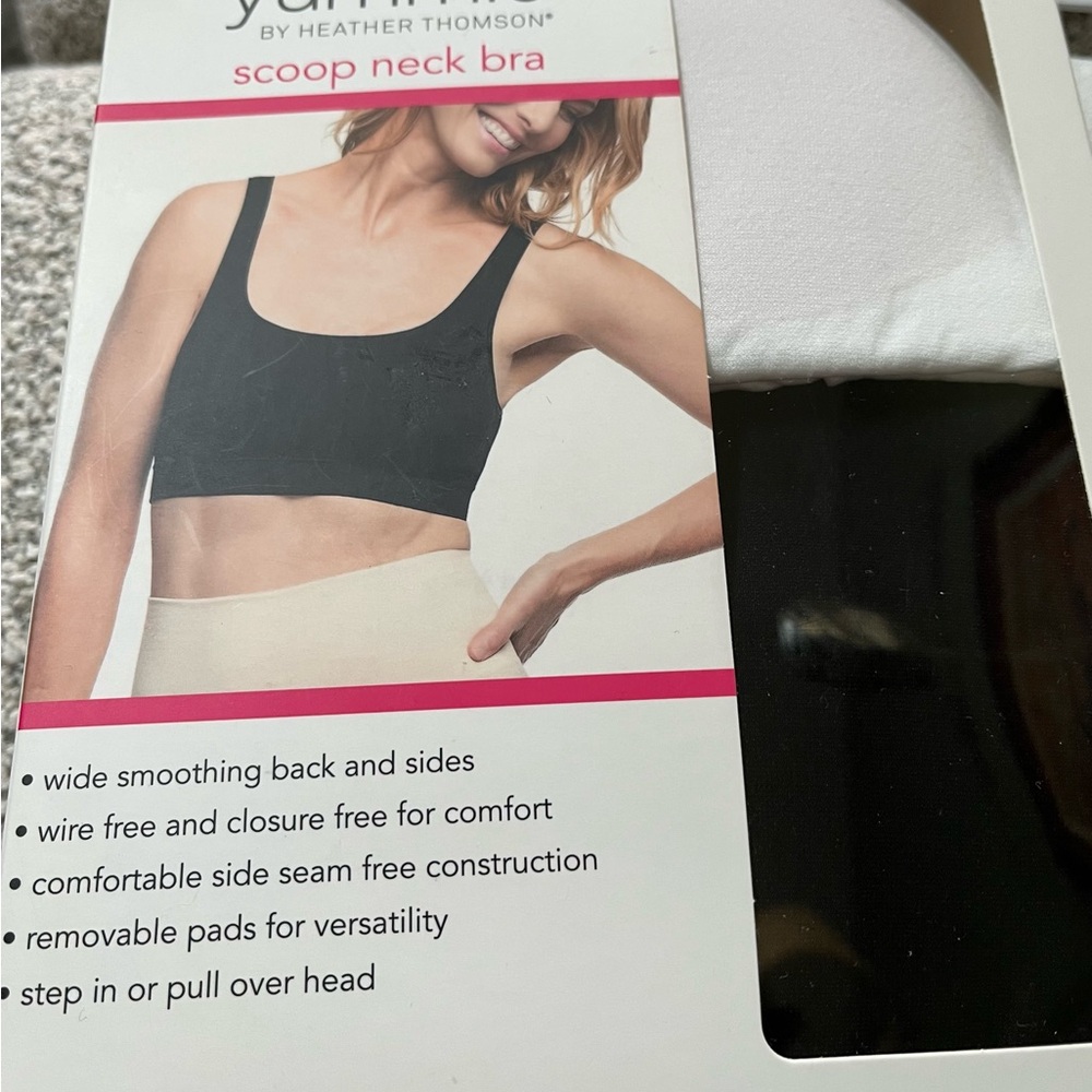 Yummie by Heather Thomson 2 Black and White Seamless Bras